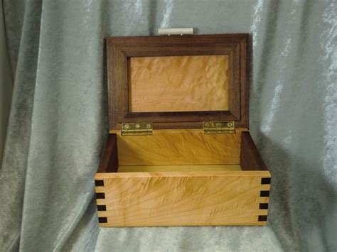 Figured Maple And Walnut Box With Hinged Lid Ted S Woodshop