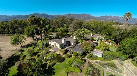 Inside Oprah Winfrey’s House in Montecito, California | Architectural ...