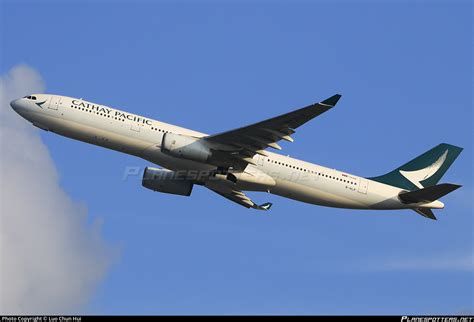 B HLP Cathay Pacific Airbus A330 343 Photo By Luo Chun Hui ID 879235