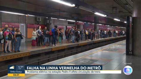 Vídeo Falha na Linha Vermelha do Metrô nesta manhã Bom dia SP G1