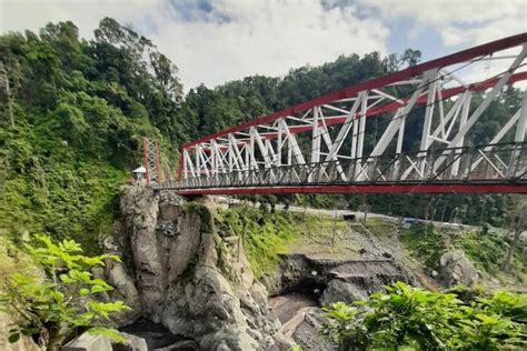 Cantiknya Jembatan Gladak Perak Usai Diresmikan Mendadak Jadi Wisata