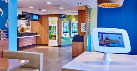 Mold Mcdonalds Brings In Table Service As Part Of Major Revamp Daily