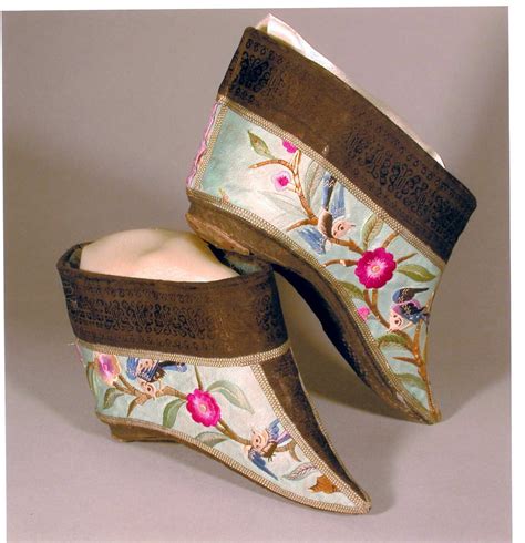 Japanese Foot Binding Shoes