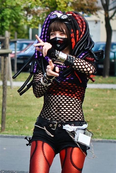 Model Sayomi Facebook Youtube Cybergoth Fashion Cybergoth Style