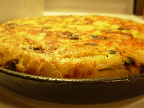 Tortilla De Patatas Spanish Tortilla Yvonne Esperanza Flickr