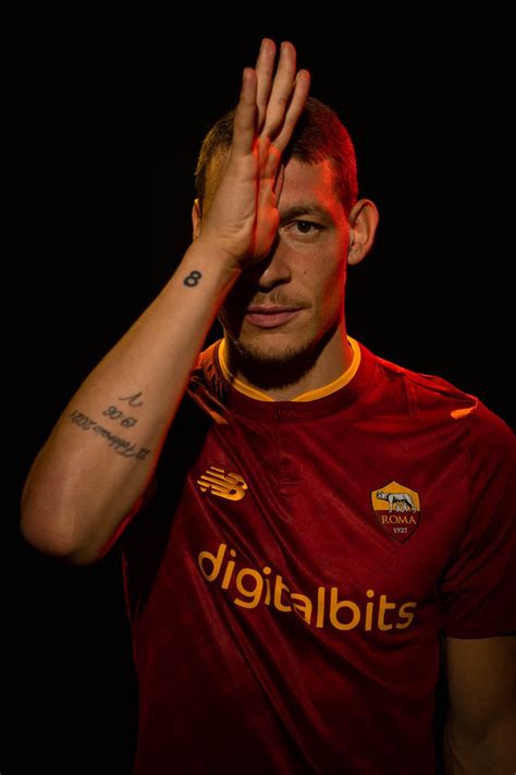 gil on Twitter RT DoentesPFutebol Andrea Belotti é da Roma