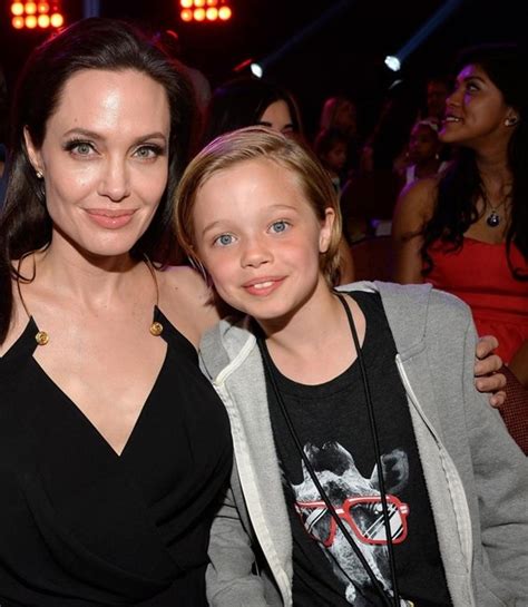 Filha De Angelina Jolie E Brad Pitt Surpreende Novo Visual A