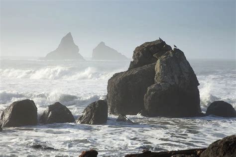 Sea stacks in Southern Oregon – Geology Pics