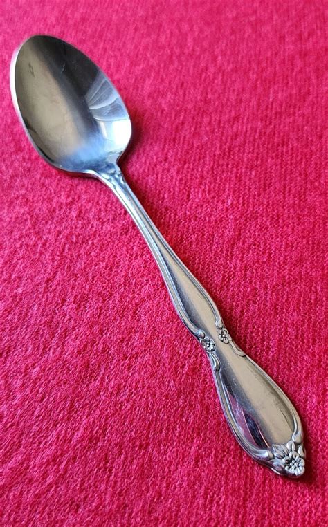 Oneida Community Chatelaine Stainless Betty Crocker Flatware Silverware