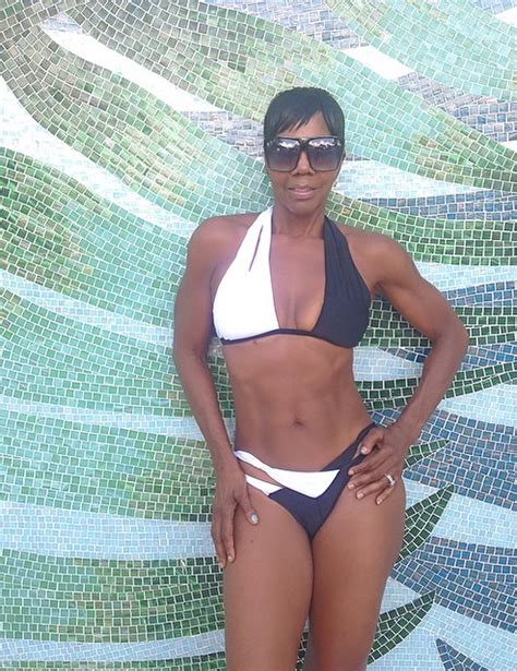 10 Hot Sexy Adrienne-Joi Johnson Bikini Pics