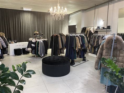 madingi rubai madingi rubai added   photo