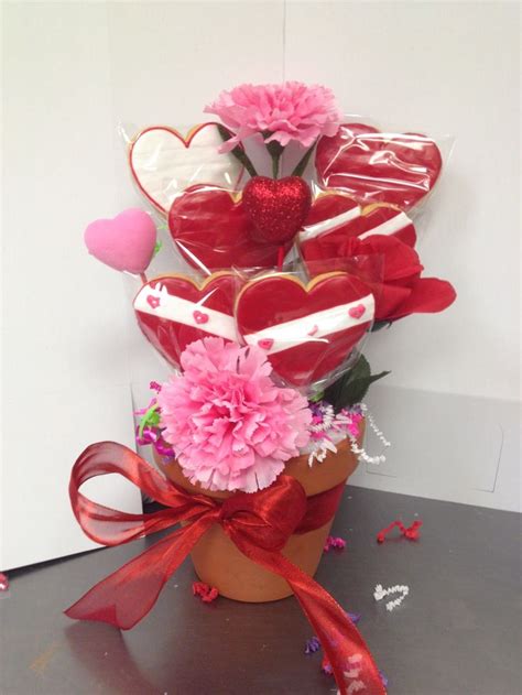 Pin By Katy Zappone On Cookies Valentines Day Cookies Cookie Bouquet