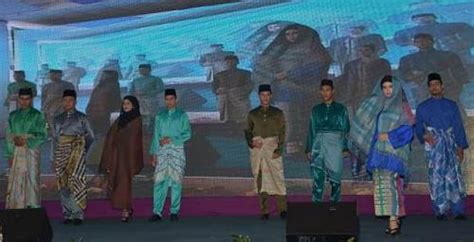 UNESCO Resmi Tetapkan Songket Malaysia Sebagai Warisan Budaya Tak Benda