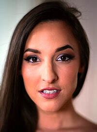 Amirah Adara And Tiffany Tatum Pleasuring Each Other In All Possible Ways MILF Fox