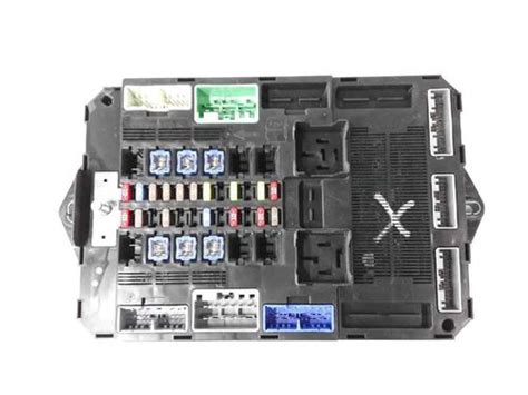 Fuse Box Jaguar Xf X250 2 2 D B Parts