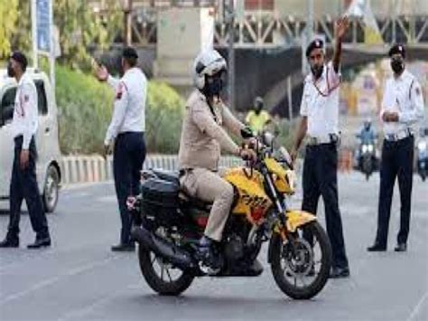 Delhi Traffic England Afghanistan Match In Delhi Ban On Vehicle Entry