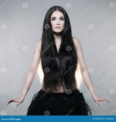 Mulher Bonita Cabelo Muito Longo Imagem De Stock Imagem De