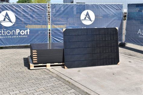 Panneaux solaires Ulica Full Black Solar UL 405M 108HV 15 Pièces