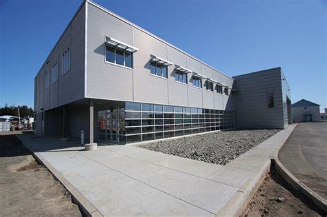 CFB Comox Health Centre – Comox, BC | Warnaar Steel Tech