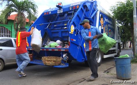 Nuevos Camiones Recolectores De Basura Garantizan Barrios Y Comunidades Más Limpias