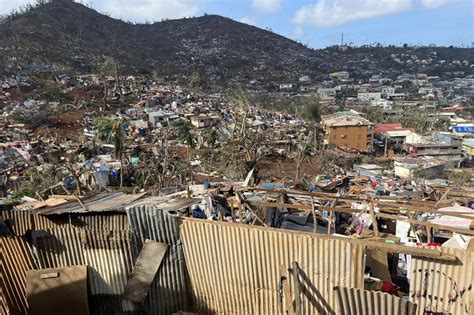 Mayotte L Assembl E Adopte Le Projet De Loi D Urgence Pour La