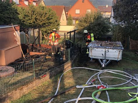 Brand Wohngeb Ude Feuerwehr Malsch Retten L Schen Bergen Sch Tzen