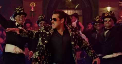 Dabangg Song Munna Badnaam Hua: Salman Introduces ‘New Item Boy’ in ...