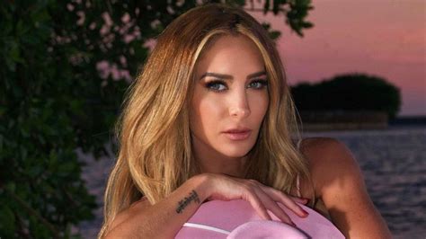 Geraldine Baz N Presume Abdomen Plano En Coqueto Bikini Y Enciende La Red El Heraldo De M Xico