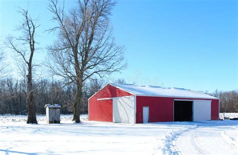 482 Winter Farm Scene Red Barn Snow Stock Photos - Free & Royalty-Free ...