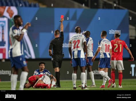 Coimbra Sport Lisboa E Benfica A Accueilli Futebol Clube