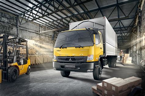 Mitsubishi Fuso Fighter X Tampil Baru Siap Rebut Pasar Mdt Di