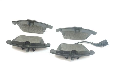 Audi And Volkswagen Brake Pad Set Bosch QuietCast BP1375 077212084227