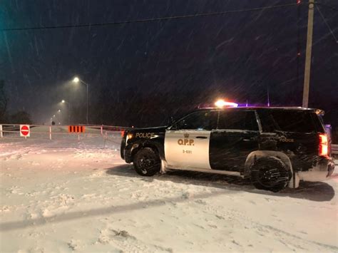 1 Dead Hwy 401 Westbound Closed Near Kingston After Major Pileup