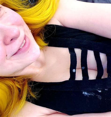 Would You Dare Kiss Me Porn Pic