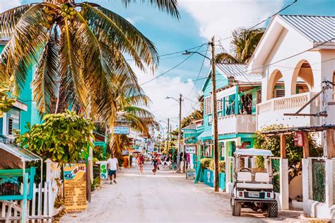 8 Wonderful Things To Do In Caye Caulker Travel And Squeak