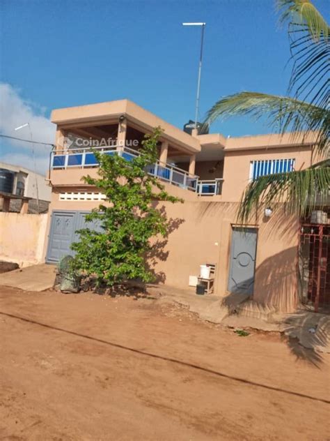 Villas Vente villa 8 pièces Lomé Togo au Togo CoinAfrique Togo