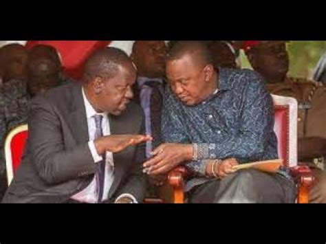 See How Former President Uhuru Shares Light Moment With His Cabinet