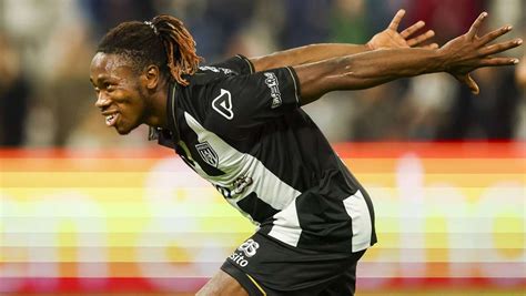 Leihspieler Des Vfb Stuttgart Mohamed Sankoh Mit Einstand Nach Ma In