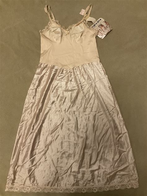 Warners Vintage Lingerie Full Dress Slip Nwt Shine On Gem