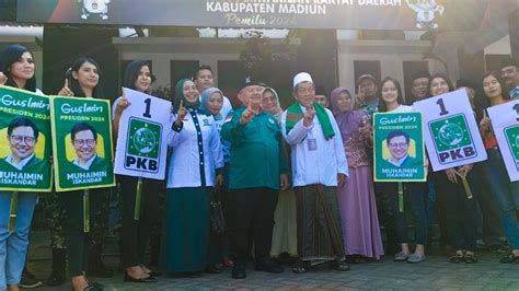 Usung Tema Pemilu Riang Gembira Pkb Kabupaten Madiun Daftarkan