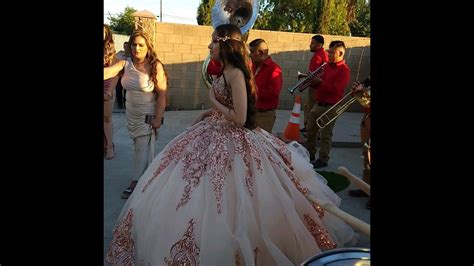 Entrada De Quinceañera Con Banda En California Bailes En Estados Unidos Bailes En California