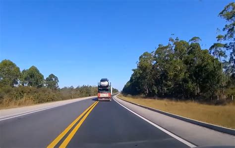 Dicas De Como Trafegar Atr S De Um Caminh O Em Rodovia Brasil Do Trecho