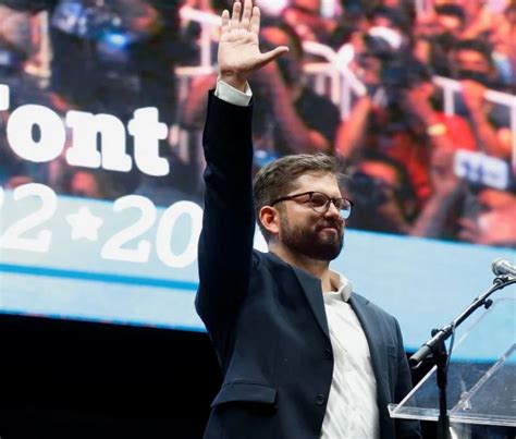 Gabriel Boric En Su Primer Discurso Como Presidente Electo Estamos Ante Un Cambio De Ciclo