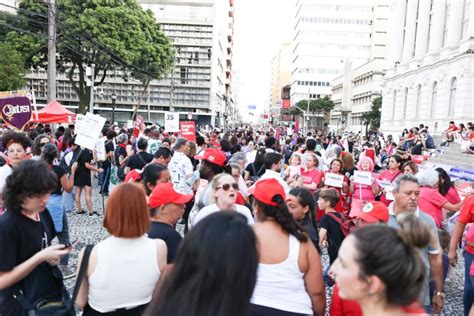 Marcha das Mulheres protesta contra todas as formas da violência no