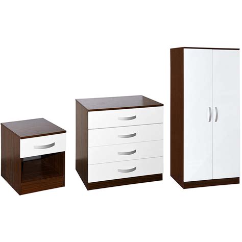 Hulio Trio Bedroom Set