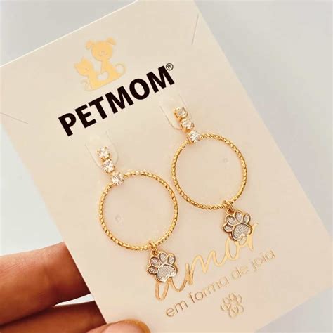 Brinco circulo patinha e zircônias folheado em ouro 18K JOIAS PETMOM