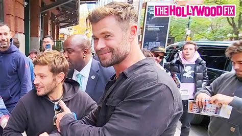 Chris Hemsworth Is Shocked To Run Into His Stunt Double And Gives Him A Hug At His Hotel In New