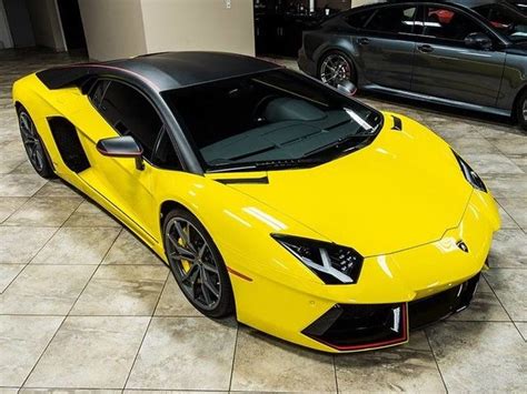 2016 Lamborghini Aventador LP700 4 Pirelli Edition Coupe 1100 Miles