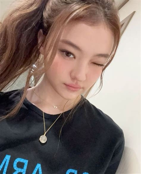 Meovv Ella K Pop Music Instagram Update Kpop Girl Groups