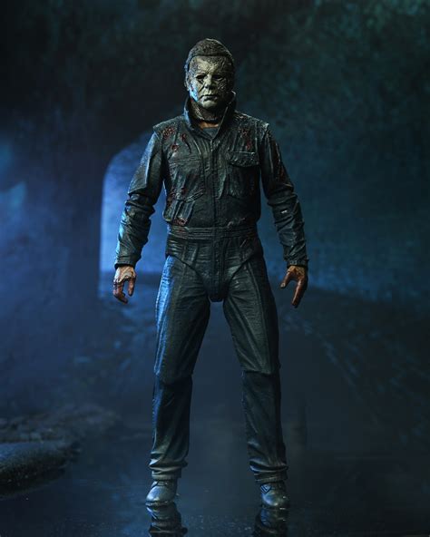 NECA Rolls Out Halloween Ends Michael Myers Ultimate Figure